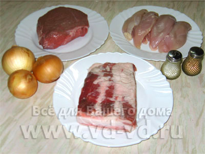 Фарш из говядины, свинины и курицы, ингредиенты