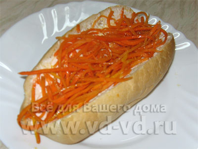 Морковка в булке